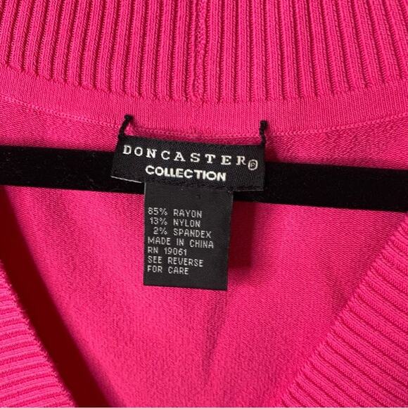 DonCaster hot pink plunging V neckline barbie core sweater‎ size XL - Picture 4 of 6